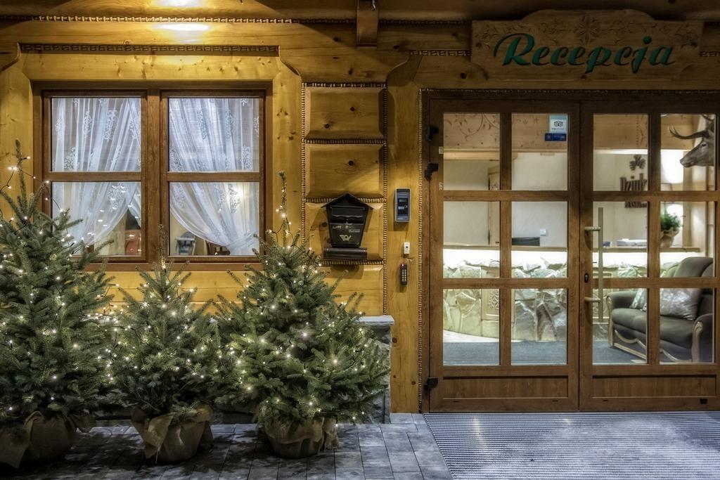 Pensjonat Dziubas - 5 Minut Na Piechote Do Stacji Narciarskiej Kotelnica I Term Bania, Parking Przy Obiekcie Białka Tatrzańska Exteriér fotografie